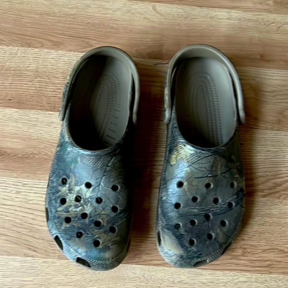 Shoes | Mens Camo Crocs Size 11 | Poshmark